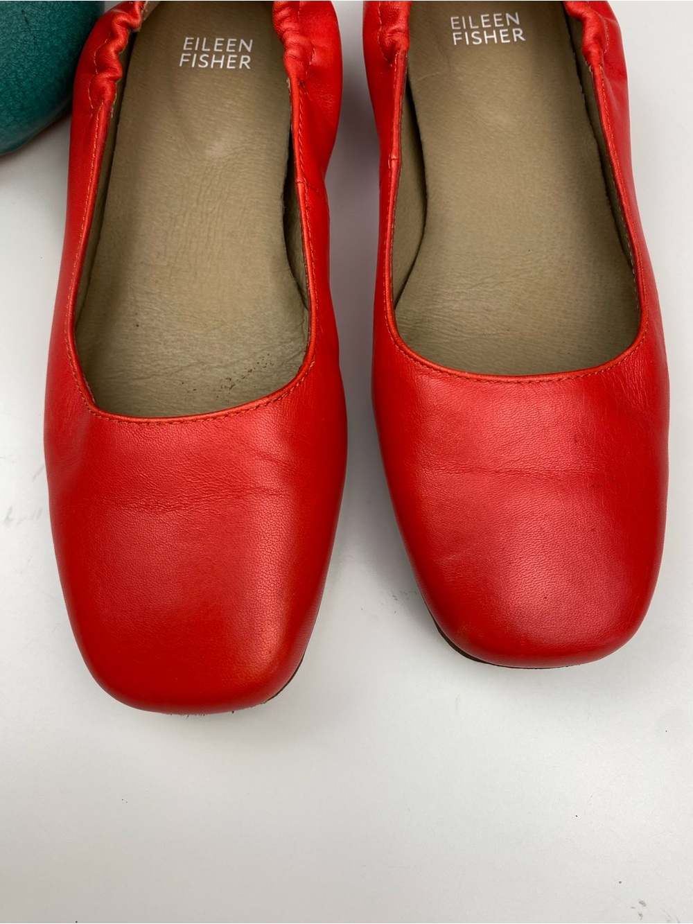 Eileen Fisher Nappa Leather Ballet Flat square toe Vibrant Red/ Orange Sz 6 - Picture 2 of 6